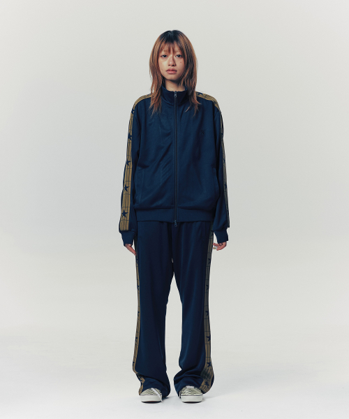 ISTKUNST（イストクンスト）の「IK TRACK JERSEY PANTS_NAVY(IK2FSMPA10A)（スウェットパンツ・レディース・ネイビー・S/M/L）」の12枚目の写真