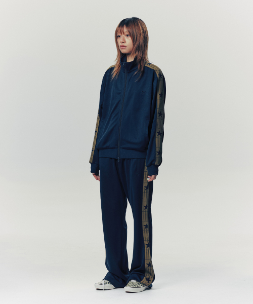 ISTKUNST（イストクンスト）の「IK TRACK JERSEY PANTS_NAVY(IK2FSMPA10A)（スウェットパンツ・レディース・ネイビー・S/M/L）」の13枚目の写真
