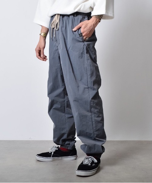 DOUBLE STEAL(ダブルスティール)の「DSガーメントダイイージーナイロンパンツ(その他パンツ・メンズ・オリーブ/スミクロ・LARGE/MEDIUM/SMALL)」の20枚目の写真