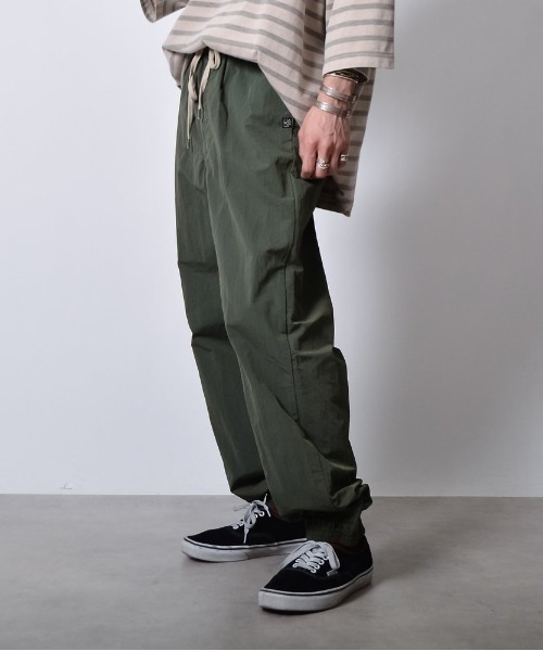 DOUBLE STEAL(ダブルスティール)の「DSガーメントダイイージーナイロンパンツ(その他パンツ・メンズ・オリーブ/スミクロ・LARGE/MEDIUM/SMALL)」の11枚目の写真