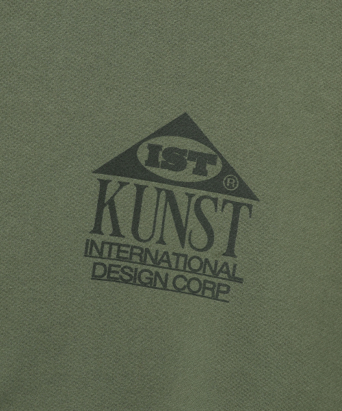 ISTKUNST（イストクンスト）の「IK HOUSE LOGO HOODIE_KHAKI(IK2DFMM412A)（パーカー・レディース・カーキ・L/S/M）」の5枚目の写真