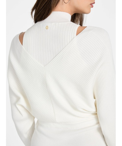 Guess（ゲス）の「Long Sleeves Dolman Anita Rib Dress（ワンピース・レディース・ホワイト/ダークネイビー・X-SMALL/SMALL/MEDIUM）」の7枚目の写真