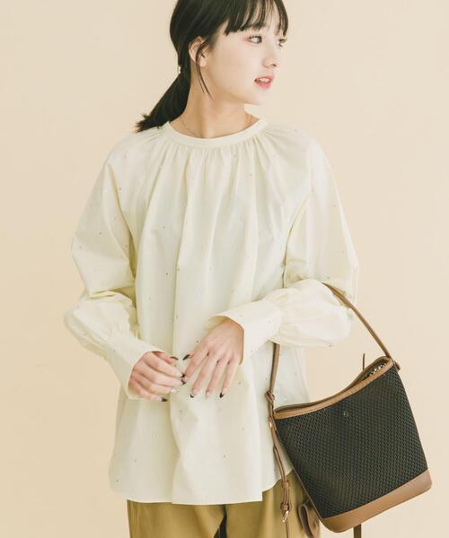 ITEMS URBANRESEARCH（アイテムズ アーバンリサーチ）の「ホットフィックス2WAYブラウス（シャツ/ブラウス・レディース・ホワイト系その他/チャコールグレー/ストライプ・FREE）」の2枚目の写真