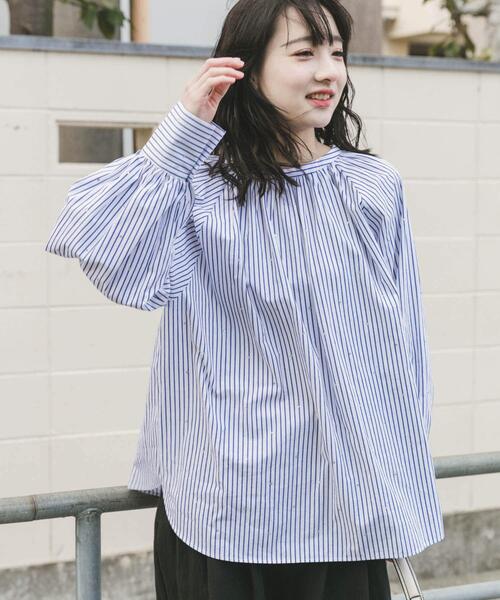 ITEMS URBANRESEARCH（アイテムズ アーバンリサーチ）の「ホットフィックス2WAYブラウス（シャツ/ブラウス・レディース・ホワイト系その他/チャコールグレー/ストライプ・FREE）」の4枚目の写真