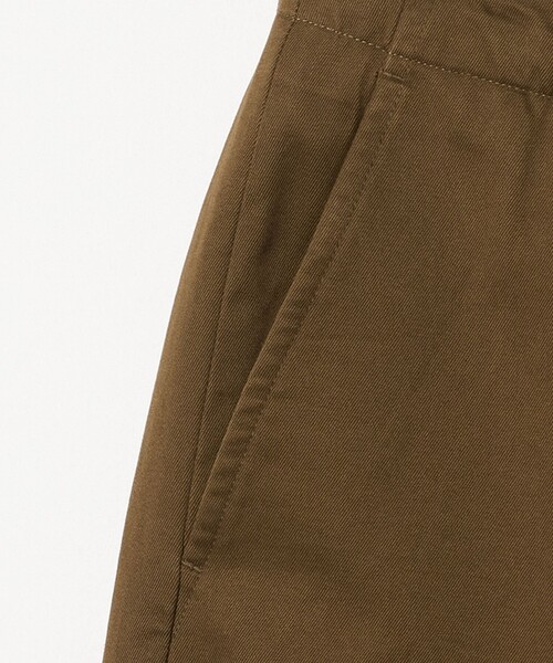 green label relaxing（グリーンレーベルリラクシング）の「ウエストポイント ウォッシュド ワイドパンツ（チノパンツ・メンズ・ベージュ/ブラウン系/ブラック・XL/L/M/S）」の11枚目の写真