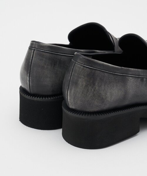 CIAOPANIC(チャオパニック)の「ヴィンテージライクローファー(その他シューズ・レディース・ブラック・LARGE/MEDIUM/SMALL)」の8枚目の写真