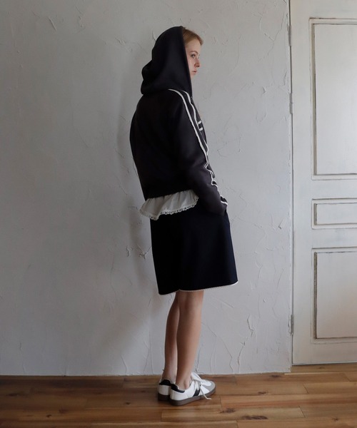 mieya mieya(ミーヤミーヤ)の「【mieya mieya】TAFFY LINE ZIP-UP/タフィーラインジップアップ(パーカー・レディース・クリーム/チャコールグレー/グレー・FREE)」の11枚目の写真
