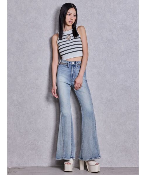 GYDA（ジェイダ）の「ハイウエストopen ring bijou studsデザインフレアデニムパンツ（デニムパンツ・レディース・ライトブルー/インディゴブルー・MEDIUM/SMALL/X-SMALL）」の4枚目の写真