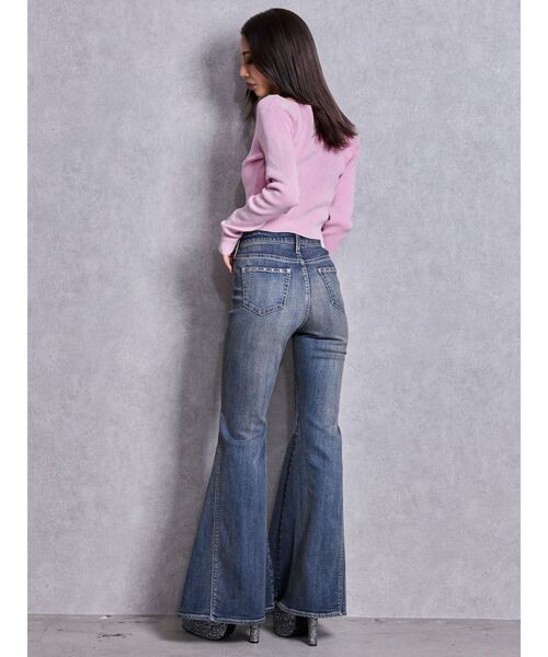 GYDA（ジェイダ）の「ハイウエストopen ring bijou studsデザインフレアデニムパンツ（デニムパンツ・レディース・ライトブルー/インディゴブルー・MEDIUM/SMALL/X-SMALL）」の12枚目の写真