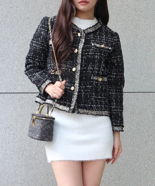 ALLuRing ChaRm（アリュリングチャーム）の「Gold Button Tweed Jacket / ゴールドボタンツイードジャケット（テーラードジャケット・レディース・ブラック/ホワイト・FREE）」の4枚目の写真