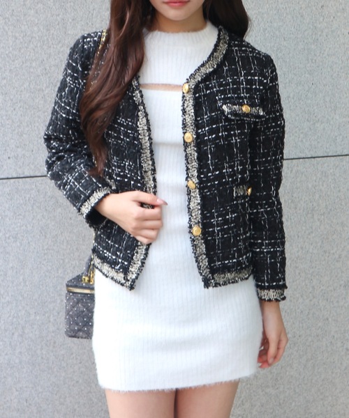 ALLuRing ChaRm（アリュリングチャーム）の「Gold Button Tweed Jacket / ゴールドボタンツイードジャケット（テーラードジャケット・レディース・ブラック/ホワイト・FREE）」の5枚目の写真