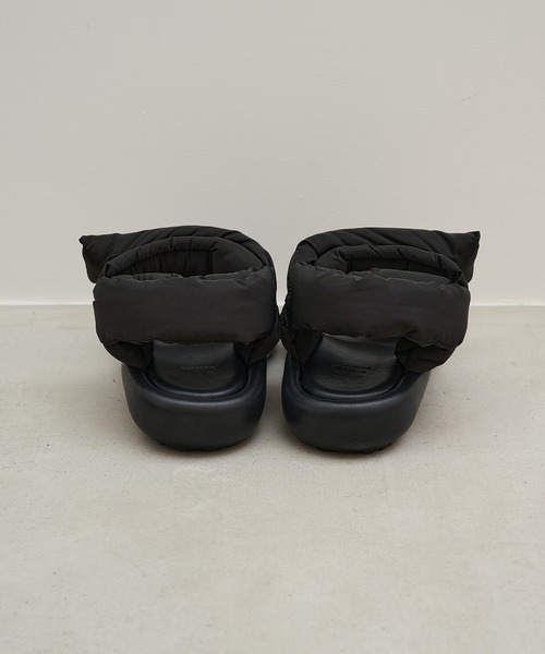 ALM.（アルム）の「【ALM.】VODKA PUFFY SANDALS パフィーサンダル（サンダル・レディース・ブラック/レッド・38/37/39/36）」の18枚目の写真