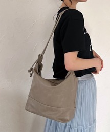 Rejoule（リジュール）の「ステッチデザイン ショルダーバッグ（ショルダーバッグ）」