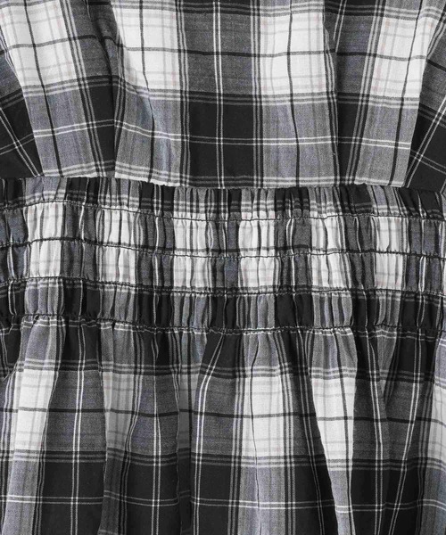 LEPSIM（レプシィム）の「ワッシャーチェックキャミ　650694（キャミソール・レディース・ブルー/ブラック/ベージュ・FREE）」の5枚目の写真