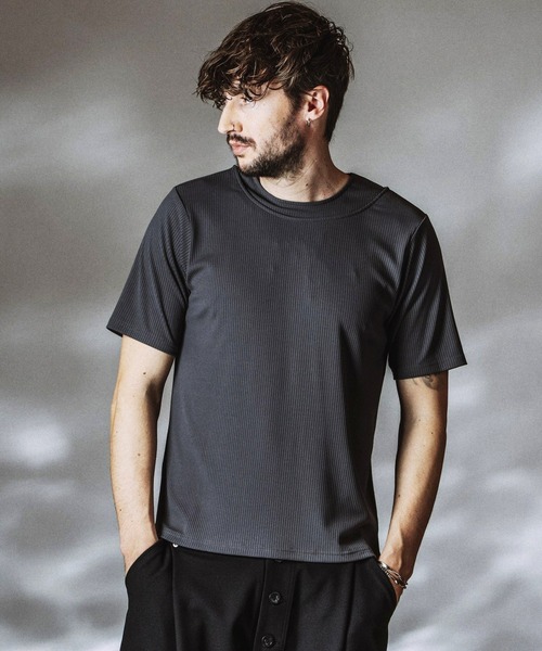 NO ID.（ノーアイディ）の「【NO ID.】Layered Neck Pullover / レイヤードネックプルオーバー（Tシャツ/カットソー・メンズ・グレー/ホワイト/ブラック・1/2）」の8枚目の写真