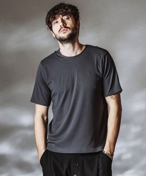 NO ID.（ノーアイディ）の「【NO ID.】Layered Neck Pullover / レイヤードネックプルオーバー（Tシャツ/カットソー・メンズ・グレー/ホワイト/ブラック・1/2）」の14枚目の写真