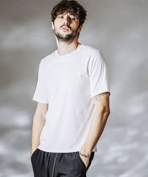 NO ID.（ノーアイディ）の「【NO ID.】Layered Neck Pullover / レイヤードネックプルオーバー（Tシャツ/カットソー・メンズ・グレー/ホワイト/ブラック・1/2）」の19枚目の写真