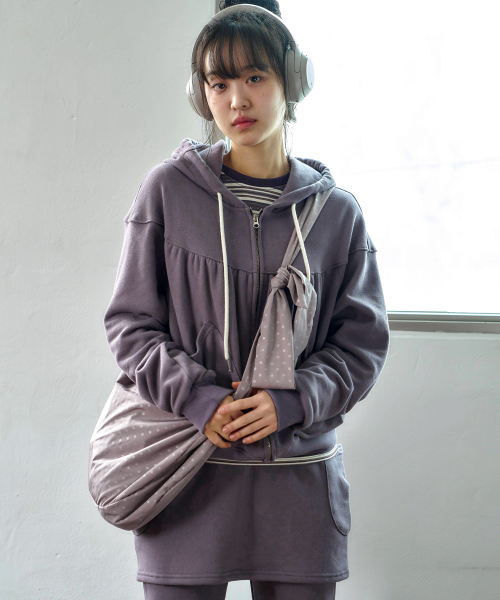 KIJIKO(キジコ)の「ke904-Dot Hobo Bag Beige(メッセンジャーバッグ・レディース・Beige・FREE)」の4枚目の写真