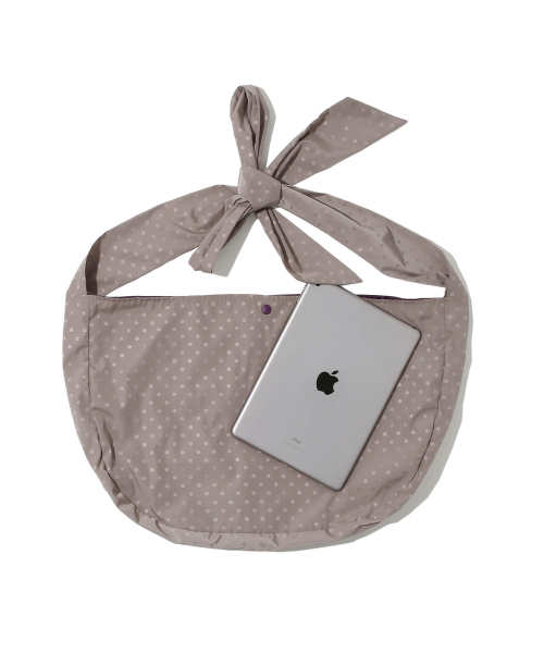 KIJIKO(キジコ)の「ke904-Dot Hobo Bag Beige(メッセンジャーバッグ・レディース・Beige・FREE)」の8枚目の写真