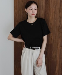クルーネックTシャツ