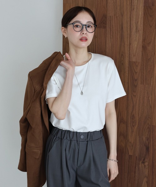 J by blue(ジェイバイブルー)の「クルーネックTシャツ(Tシャツ/カットソー・レディース・ホワイト/ブラック/ブルー・MEDIUM)」の7枚目の写真