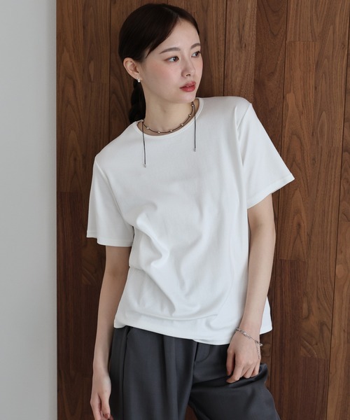 J by blue(ジェイバイブルー)の「クルーネックTシャツ(Tシャツ/カットソー・レディース・ホワイト/ブラック/ブルー・MEDIUM)」の4枚目の写真