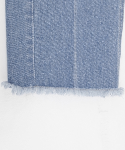 Chico（チコ）の「カットオフデニムパンツ（デニムパンツ・レディース・ブルー/ネイビー/ブルー系その他・FREE）」の8枚目の写真