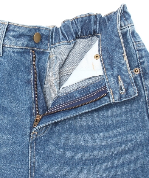 Chico（チコ）の「カットオフデニムパンツ（デニムパンツ・レディース・ブルー/ネイビー/ブルー系その他・FREE）」の15枚目の写真