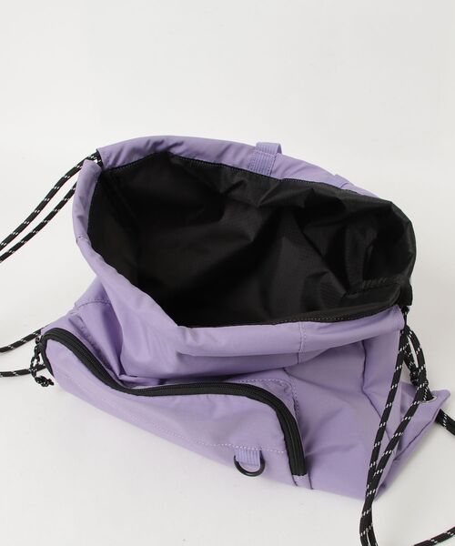 CONVERSE(コンバース)の「【CONVERSE/コンバース】SNEAKERS PRINT NAPSACK ナップサック(バックパック/リュック・レディース・オフホワイト/ライトパープル/ブラック・FREE)」の6枚目の写真