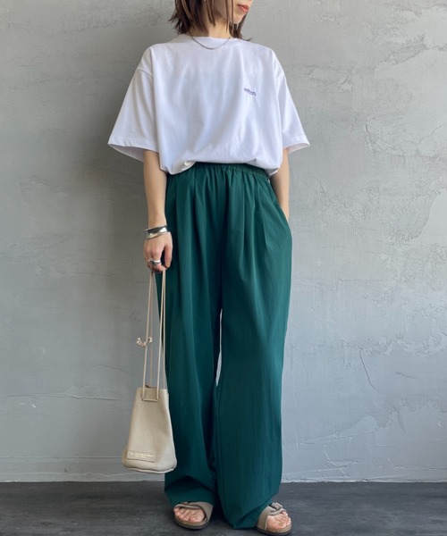 THOUSAND MILE（サウザンドマイル）の「[THOUSAND MILE/サウザンドマイル] ワンポイント刺繍ロゴ ショートスリーブTシャツ（Tシャツ/カットソー・レディース・ホワイト/ブラック・M/L）」の14枚目の写真