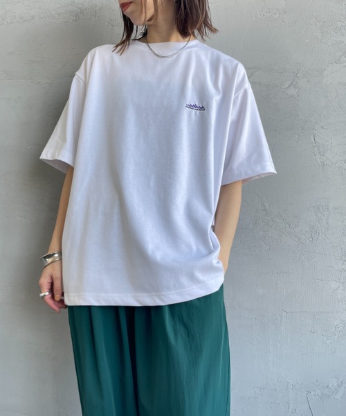 THOUSAND MILE（サウザンドマイル）の「[THOUSAND MILE/サウザンドマイル] ワンポイント刺繍ロゴ ショートスリーブTシャツ（Tシャツ/カットソー・レディース・ホワイト/ブラック・M/L）」の16枚目の写真