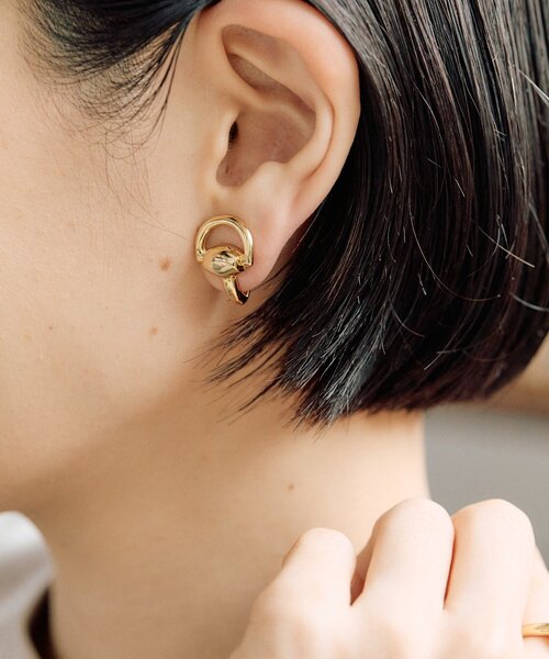 ear PAPILLONNER（イアパピヨネ）の「ホースビットイヤリング（イヤリング・レディース・シルバー/ゴールド・FREE）」の3枚目の写真