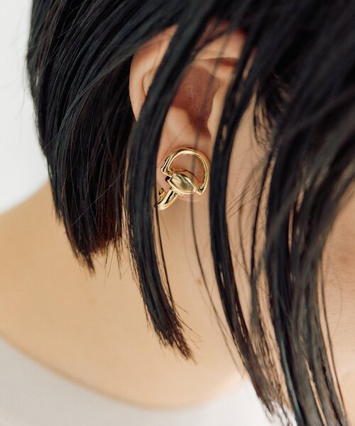 ear PAPILLONNER(イアパピヨネ)の「ホースビットイヤリング(イヤリング・レディース・シルバー/ゴールド・FREE)」の17枚目の写真