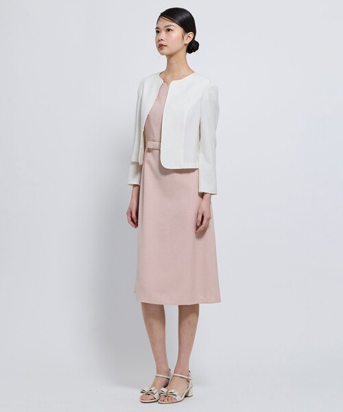 TOCCA（トッカ）の「BRIGHT BREEZE ジャケット（ノーカラージャケット・レディース・アイボリー系/ネイビー系・0/2/4/6）」の4枚目の写真