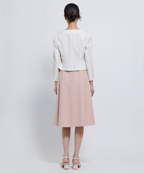 TOCCA（トッカ）の「BRIGHT BREEZE ジャケット（ノーカラージャケット・レディース・アイボリー系/ネイビー系・0/2/4/6）」の6枚目の写真