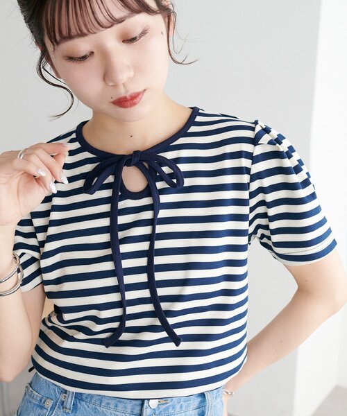 DISCOAT(ディスコート)の「【WEB限定】前リボン半袖Tシャツ(Tシャツ/カットソー・レディース・オフホワイト/ブラック/アイボリー・MEDIUM)」の5枚目の写真