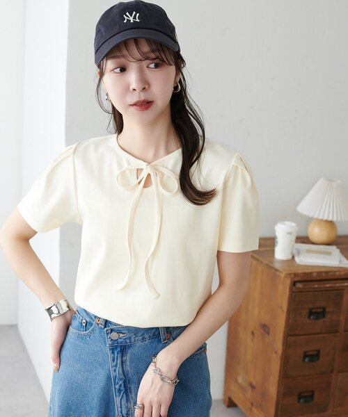 DISCOAT(ディスコート)の「【WEB限定】前リボン半袖Tシャツ(Tシャツ/カットソー・レディース・オフホワイト/ブラック/アイボリー・MEDIUM)」の17枚目の写真