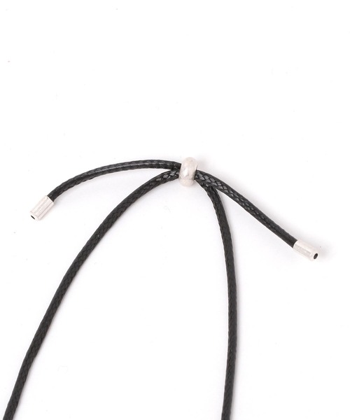 BAYFLOW(ベイフロー)の「ハートコンチョ風コードネックレス(ネックレス・レディース・ブラック/ブルー・FREE)」の4枚目の写真