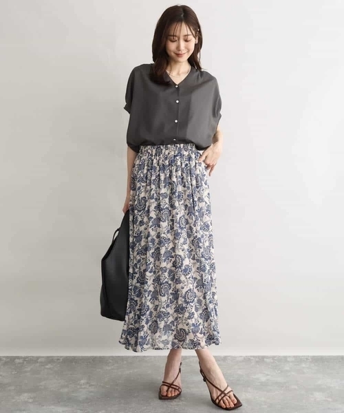 MK MICHEL KLEIN（エムケーミッシェルクラン）の「[洗える]更紗プリント花柄シフォンスカート（スカート・レディース・ネイビー/ベージュ・38）」の20枚目の写真