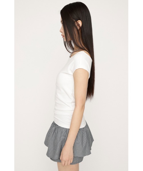 SLY（スライ）の「B/N COMPACT TOPS ボートネックコンパクトトップス 春服 夏服（Tシャツ/カットソー・レディース・オフホワイト/ブラウン/ブラック・FREE）」の8枚目の写真