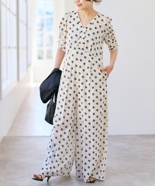 Spick & Span(スピックアンドスパン)の「《別注》ne Quittez pas / ヌキテパ Cotton Dobby Stripe Flower Print Al*(つなぎ/オールインワン・レディース・オートミール/ブラック系その他・MEDIUM)」の14枚目の写真