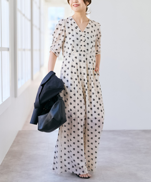 Spick & Span(スピックアンドスパン)の「《別注》ne Quittez pas / ヌキテパ Cotton Dobby Stripe Flower Print Al*(つなぎ/オールインワン・レディース・オートミール/ブラック系その他・MEDIUM)」の15枚目の写真