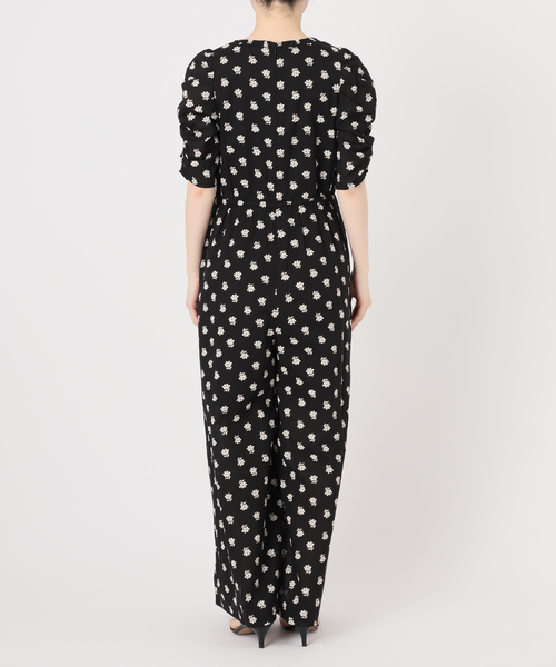 Spick & Span(スピックアンドスパン)の「《別注》ne Quittez pas / ヌキテパ Cotton Dobby Stripe Flower Print Al*(つなぎ/オールインワン・レディース・オートミール/ブラック系その他・MEDIUM)」の19枚目の写真