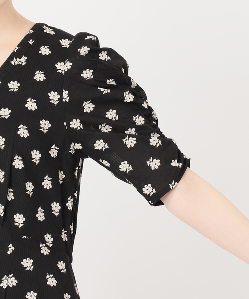 Spick & Span(スピックアンドスパン)の「《別注》ne Quittez pas / ヌキテパ Cotton Dobby Stripe Flower Print Al*(つなぎ/オールインワン・レディース・オートミール/ブラック系その他・MEDIUM)」の21枚目の写真
