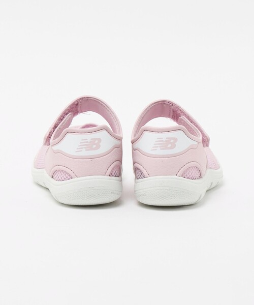 NEW BALANCE（ニューバランス）の「【WEB限定】＜New Balance＞ I208 Hook and Loop サンダル / キッズ 17cm-24cm（サンダル・キッズ・ブラック/ライトピンク・23cm/19cm/21cm/24cm/22cm/17cm/18cm/20cm）」の6枚目の写真