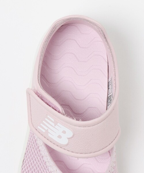 NEW BALANCE（ニューバランス）の「【WEB限定】＜New Balance＞ I208 Hook and Loop サンダル / キッズ 17cm-24cm（サンダル・キッズ・ブラック/ライトピンク・23cm/19cm/21cm/24cm/22cm/17cm/18cm/20cm）」の8枚目の写真