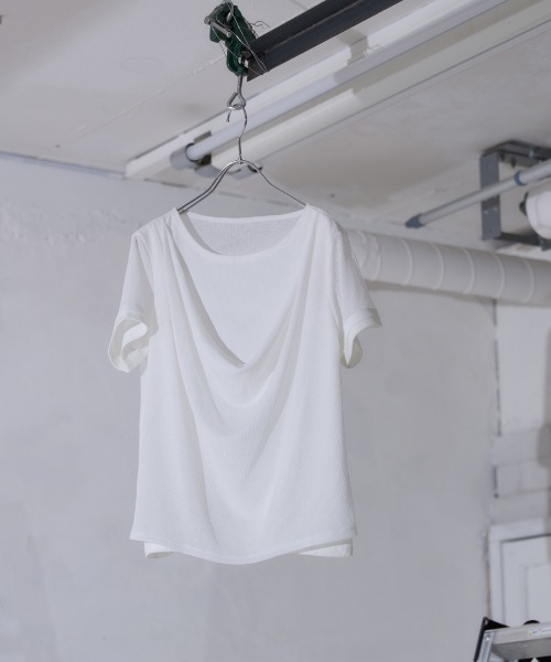 TRIANGLE PALETTE(トライアングルパレット)の「ドレープ シアートップス / 半袖(Tシャツ/カットソー・レディース・ブラック/ホワイト・FREE)」の17枚目の写真