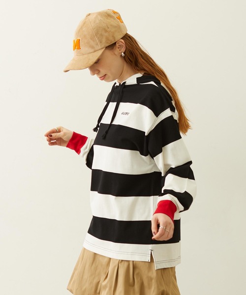 MILKFED.(ミルクフェド)の「CONTRAST RIB STRIPED HOODED TOP(Tシャツ/カットソー・レディース・ネイビー/イエロー/ブラック・ONE SIZE)」の4枚目の写真