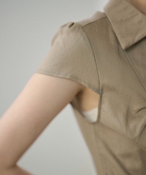 LAULEN（ローレン）の「multi button pleat peplum shirt /マルチボタンペプラムシャツ（シャツ/ブラウス・レディース・ベージュ/ホワイト・FREE）」の10枚目の写真