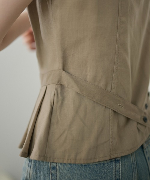 LAULEN（ローレン）の「multi button pleat peplum shirt /マルチボタンペプラムシャツ（シャツ/ブラウス・レディース・ベージュ/ホワイト・FREE）」の14枚目の写真